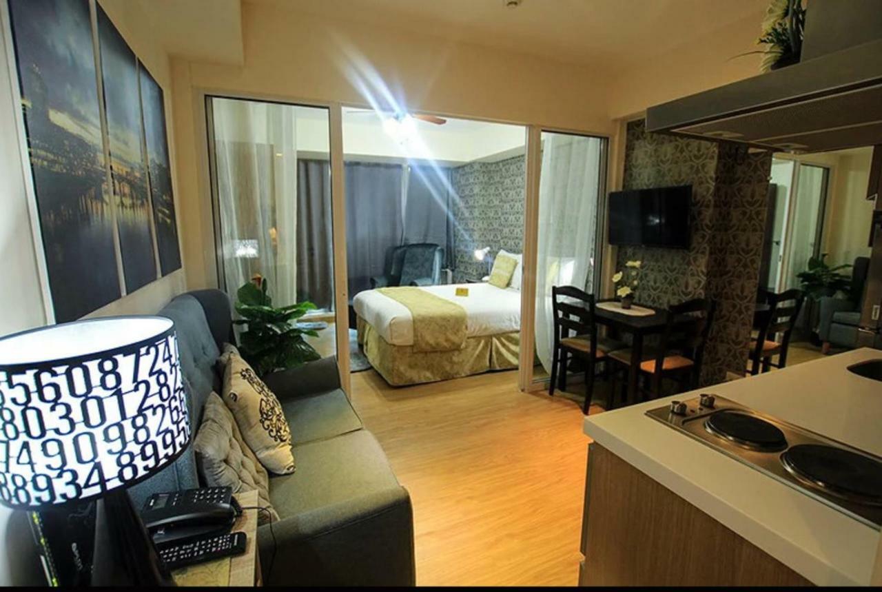 Azure C7 Balcony, Wifi, Near Mall Airport 马尼拉 外观 照片